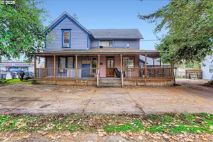 845 SW Blaine St, McMinnville, OR 97128 - Photo 1