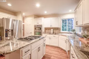 2595 W 28th Ave, Eugene, OR 97405 - Photo 13
