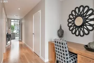 2351 NW Westover Rd, Portland, OR 97210 - Photo 9