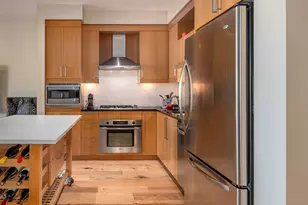 2351 NW Westover Rd, Portland, OR 97210 - Photo 13