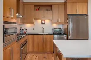 2351 NW Westover Rd, Portland, OR 97210 - Photo 11