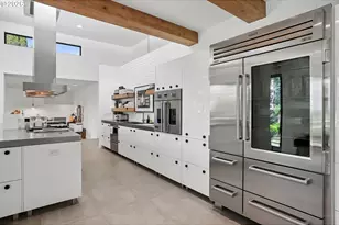 3724 SW Shattuck Rd, Portland, OR 97221 - Photo 9