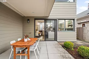 1661 SE Tenino St, Portland, OR 97202 - Photo 27