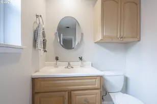 522 SE Neptune Ave, Lincoln City, OR 97367 - Photo 15