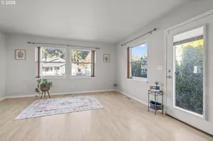 522 SE Neptune Ave, Lincoln City, OR 97367 - Photo 5