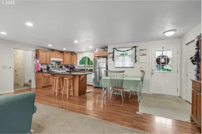 1664 SW Sesame St, McMinnville, OR 97128 - Photo 5