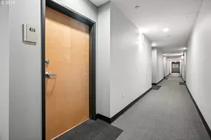 1125 NW 9th Ave, Portland, OR 97209 - Photo 3