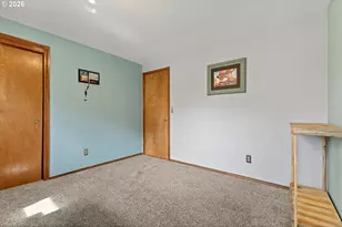 3825 NE 2nd St, Gresham, OR 97030 - Photo 21