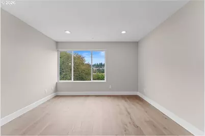 9822 SW 34th Pl, Portland, OR 97219 - Photo 5