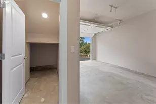 9822 SW 34th Pl, Portland, OR 97219 - Photo 29