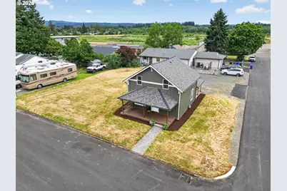 502 E 4th St, Molalla, OR 97038 - Photo 29