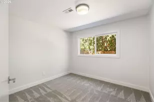 2721 SW Plum Ct, Portland, OR 97219 - Photo 39