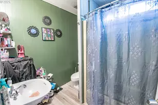 1415 S Bertelsen Rd, Eugene, OR 97402 - Photo 21