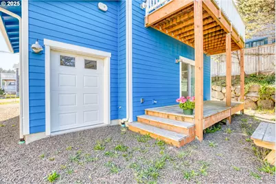 5769 NW Logan Rd, Lincoln City, OR 97367 - Photo 25