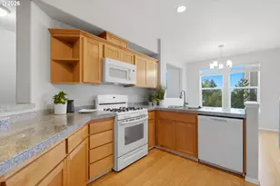 10217 NW Jack Ln, Portland, OR 97229 - Photo 11