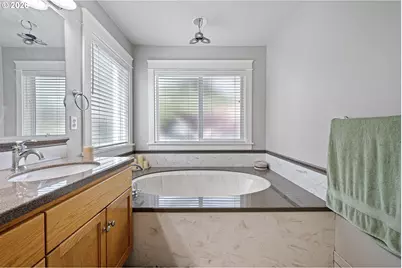 729 S 68th Pl, Springfield, OR 97478 - Photo 35