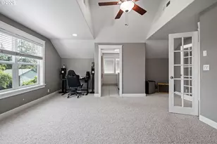 729 S 68th Pl, Springfield, OR 97478 - Photo 39
