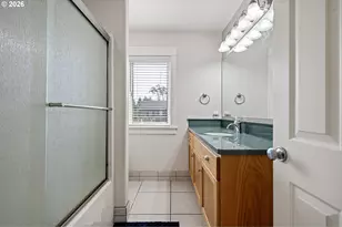 729 S 68th Pl, Springfield, OR 97478 - Photo 31