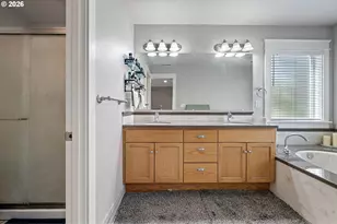 729 S 68th Pl, Springfield, OR 97478 - Photo 23