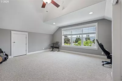 729 S 68th Pl, Springfield, OR 97478 - Photo 37