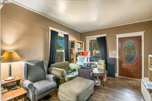 716 NE 75th Ave, Portland, OR 97213 - Photo 5