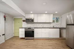 414 NW 22nd Ave, Portland, OR 97210 - Photo 43