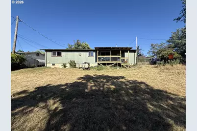 351 SE Darrell Ave, Winston, OR 97496 - Photo 23