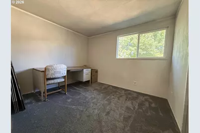 351 SE Darrell Ave, Winston, OR 97496 - Photo 13