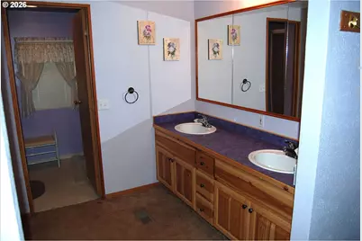 39988 Rhody Rd, Baker City, OR 97814 - Photo 13