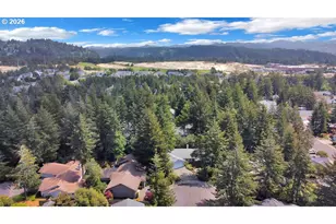 2372 S 22nd Ct, Florence, OR 97439 - Photo 33