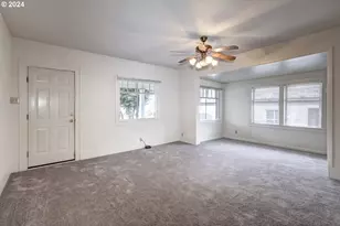 844 SE Cedar St, Hillsboro, OR 97123 - Photo 3