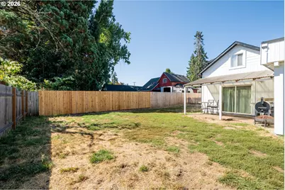 710 S 3rd St, Cottage Grove, OR 97424 - Photo 33