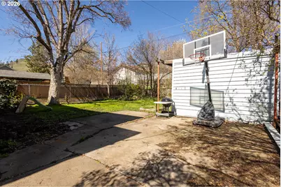 605 M Ave, La Grande, OR 97850 - Photo 21