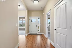 213 SW Blue Heron Ct, McMinnville, OR 97128 - Photo 11