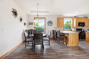 744 St James Pl, Molalla, OR 97038 - Photo 5