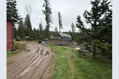 23320 SE Firwood Rd, Sandy, OR 97055 - Photo 9