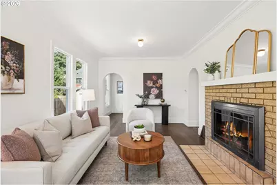 6404 NE 10th Ave, Portland, OR 97211 - Photo 9