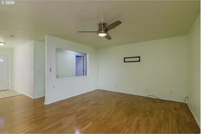 4445 Great Plains Dr NE, Salem, OR 97305 - Photo 11