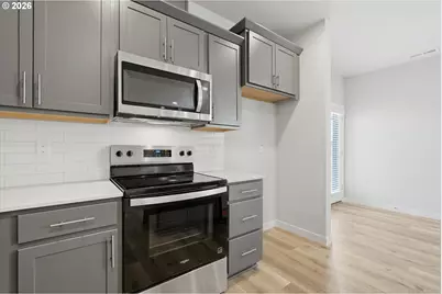 388 E Wilson St, Carlton, OR 97111 - Photo 17