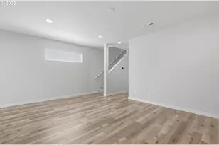 388 E Wilson St, Carlton, OR 97111 - Photo 11