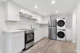 418 Dewey St, Oregon City, OR 97045 - Photo 17