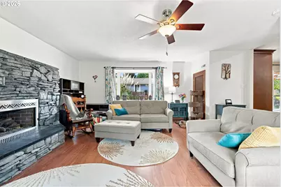 5327 NE Simpson St, Portland, OR 97218 - Photo 19