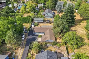 5327 NE Simpson St, Portland, OR 97218 - Photo 39