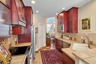 910 Pioneer Dr, Silverton, OR 97381 - Photo 13