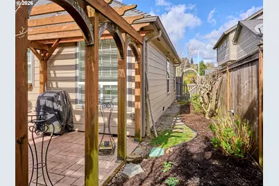 910 Pioneer Dr, Silverton, OR 97381 - Photo 45