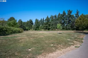 13560 SW Logan St, Beaverton, OR 97005 - Photo 39