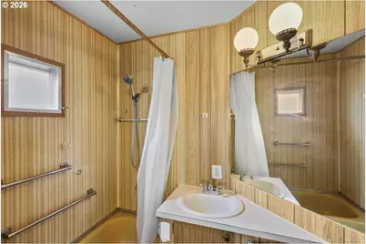 111 Briarwood Way, Grants Pass, OR 97526 - Photo 19