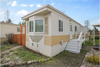 111 Briarwood Way, Grants Pass, OR 97526 - Photo 3