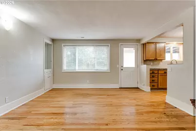 1255 E 24th Ave, Eugene, OR 97403 - Photo 13
