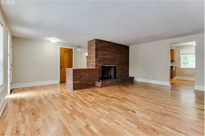 1255 E 24th Ave, Eugene, OR 97403 - Photo 9